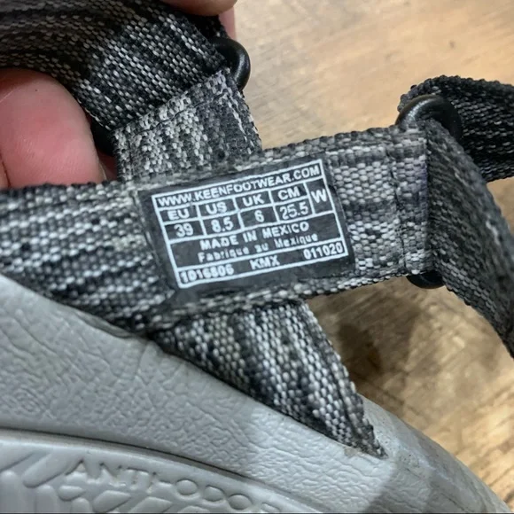 Keen Black and White Sandals with Protective Toe Bumper - Picture 11 of 11